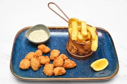 CHICKEN NUGGET MEAL (4pcs)