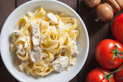 CHICKEN PASTA