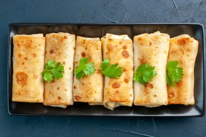 CURRY PANCAKE ROLL