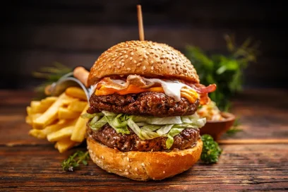 ULTIMATE BEEF BURGER